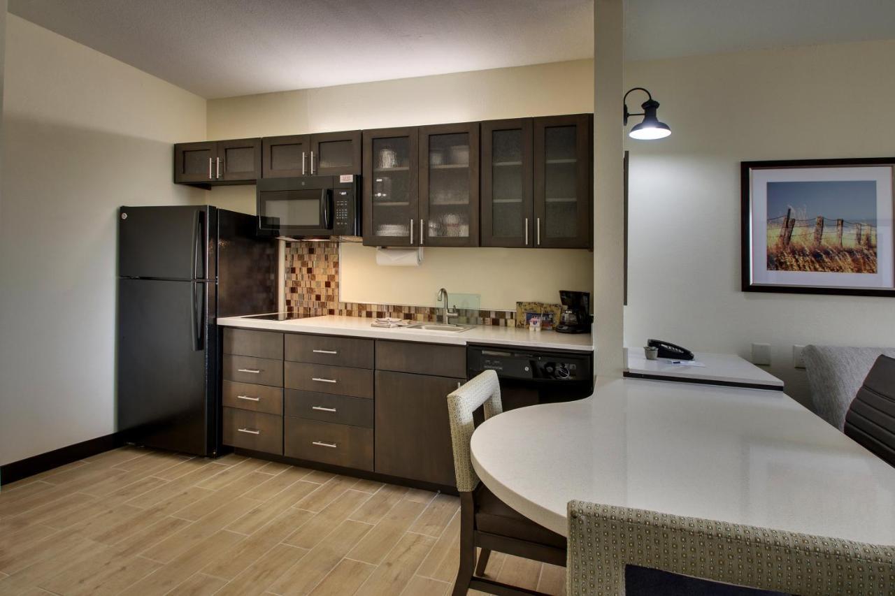 Candlewood Suites - Wichita East By Ihg Eksteriør billede